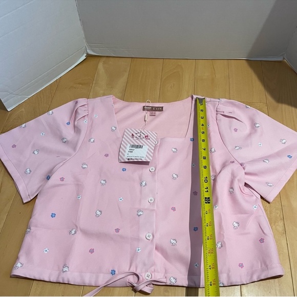 Hello Kitty Pink Daisy Button Up Square Neck Crop Top - Picture 9 of 12